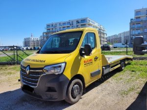 SAMOCHÓD SPECJALNY MARKI RENAULT MASTER